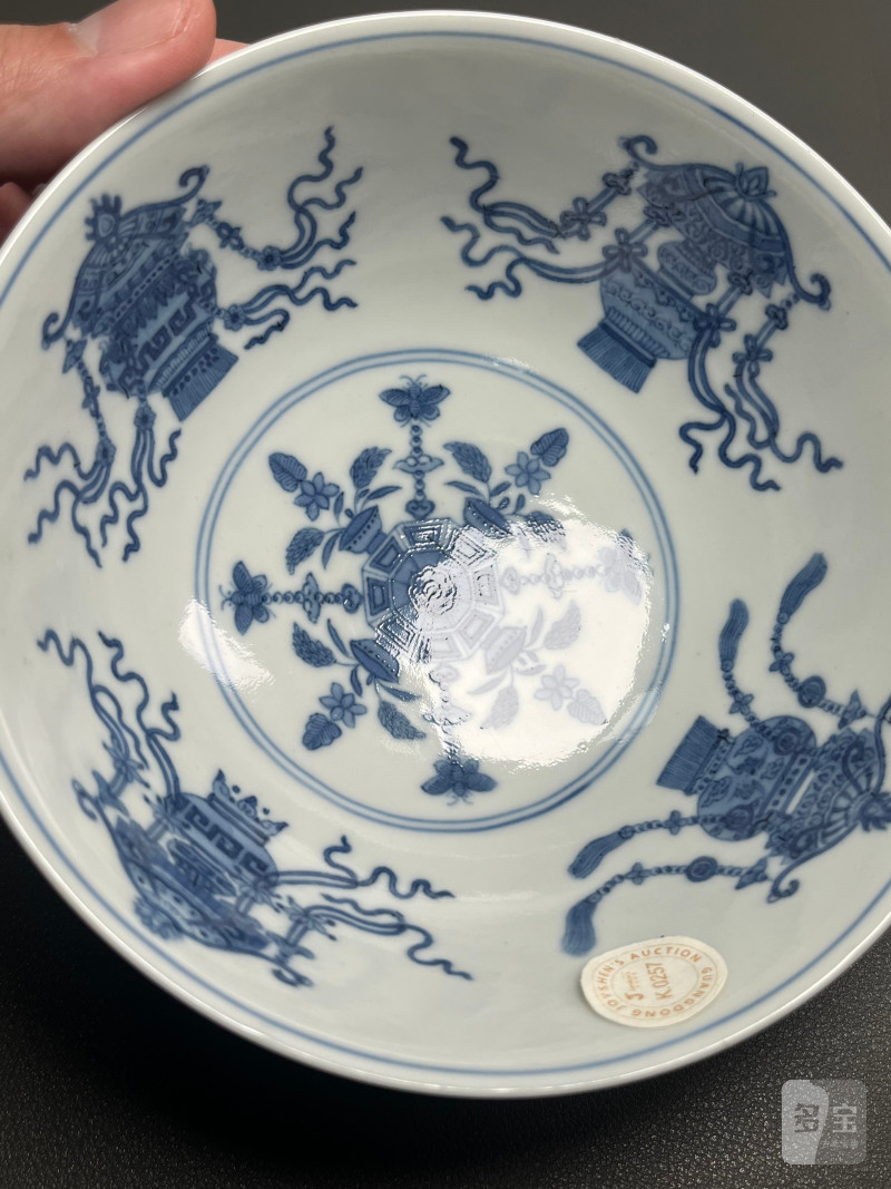 清道光  内青花外胭脂红地轧道洋彩开光“五谷丰登”图上元节令膳碗 - 图17
